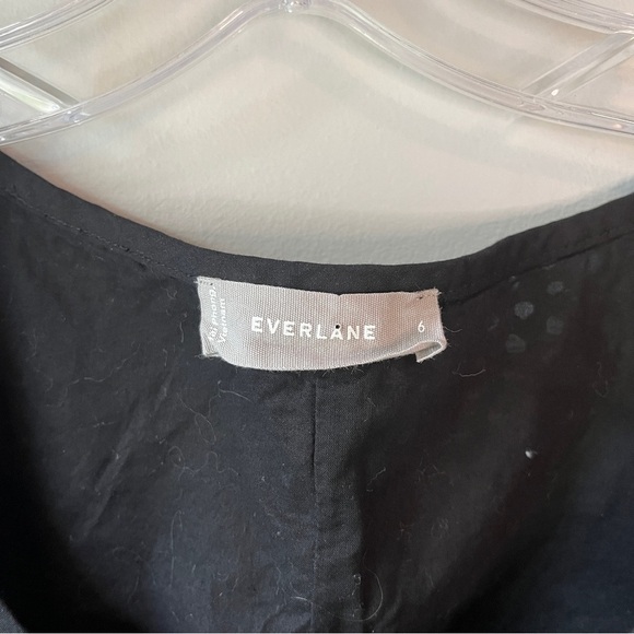 Everlane Black Eyelet Button Front Crop Sleeveless Top - Picture 2 of 6